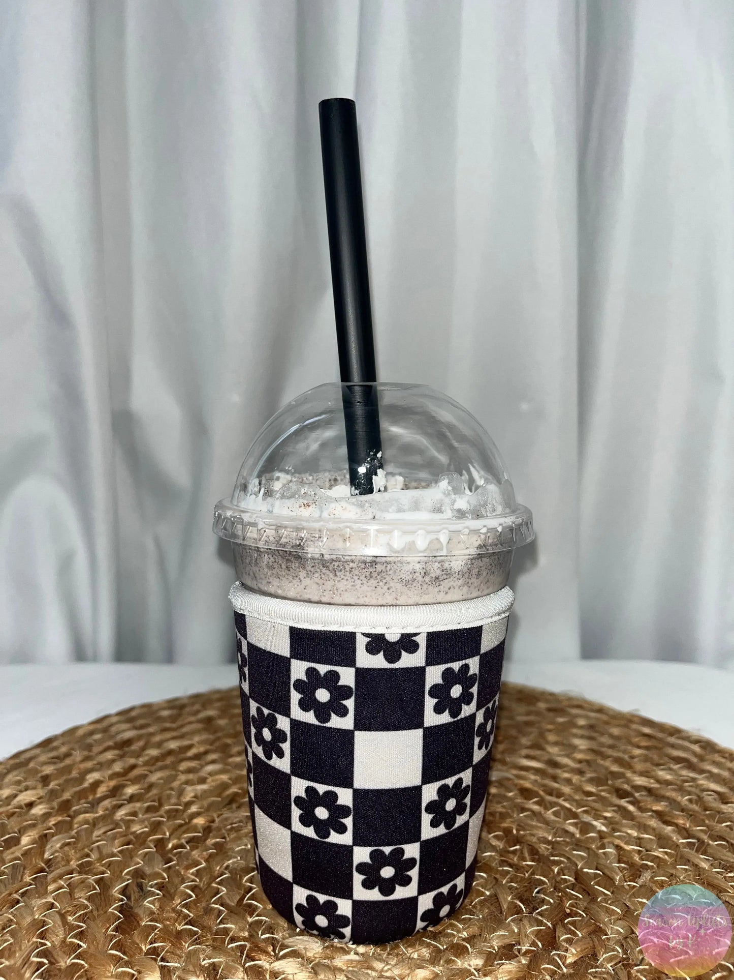 Black Checkers & Flowers Coffee Sleeves Season Uplifts by K