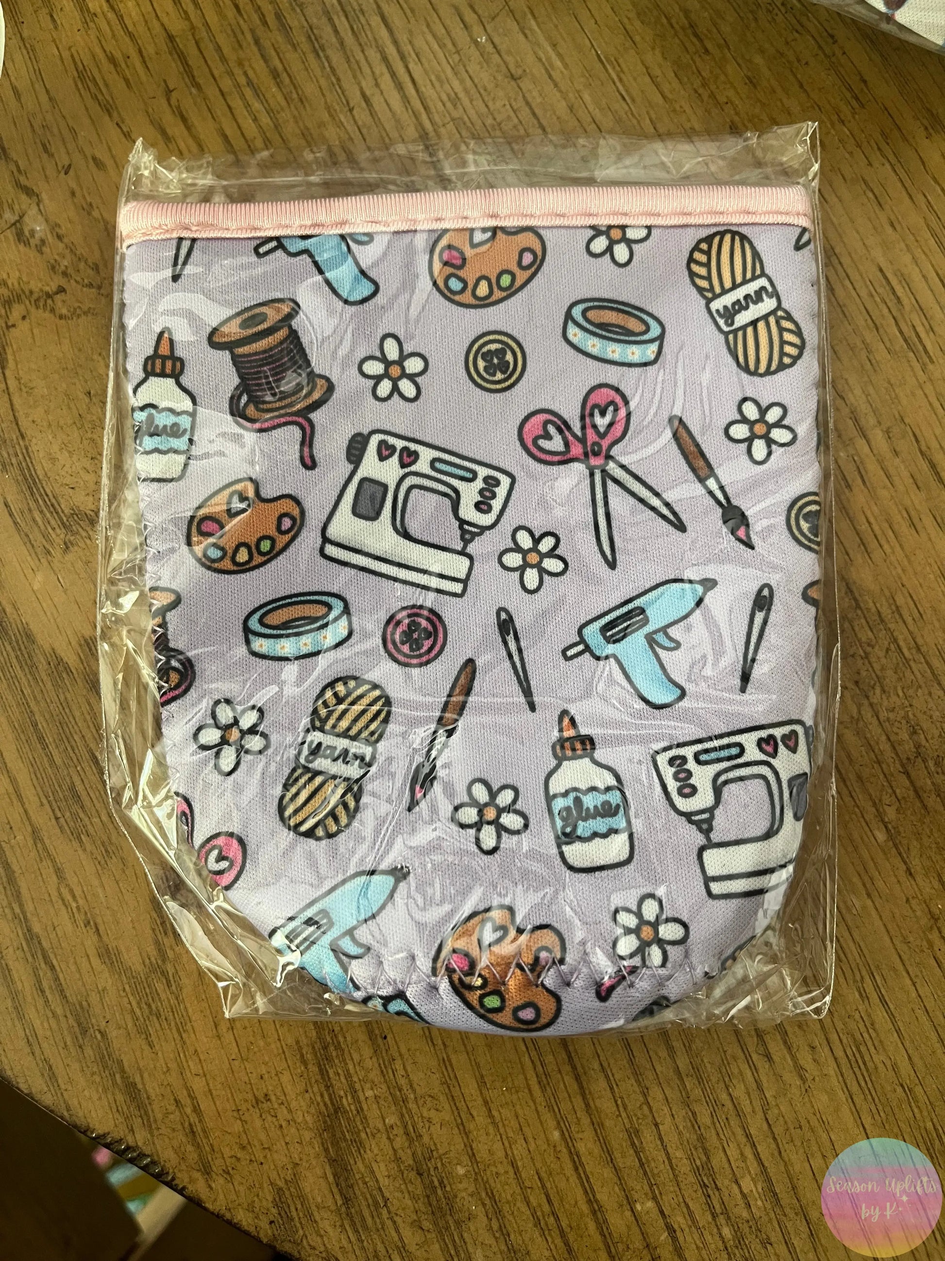 Crafty Medium Drink Sleeve Season Uplifts by K